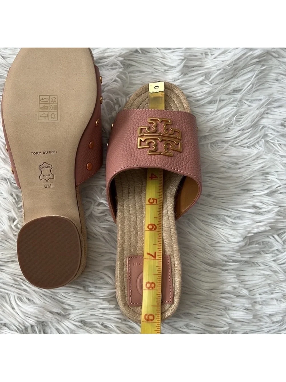 Tory Burch Women’s Pink moon Leather Slide Sandals with Gold Logo size 6